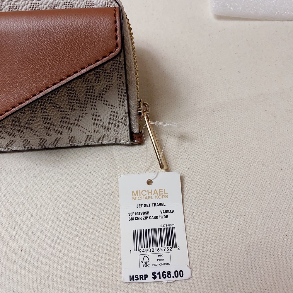 Michael Kors Jet Set Card Case in Vanilla - Picture 6 of 7